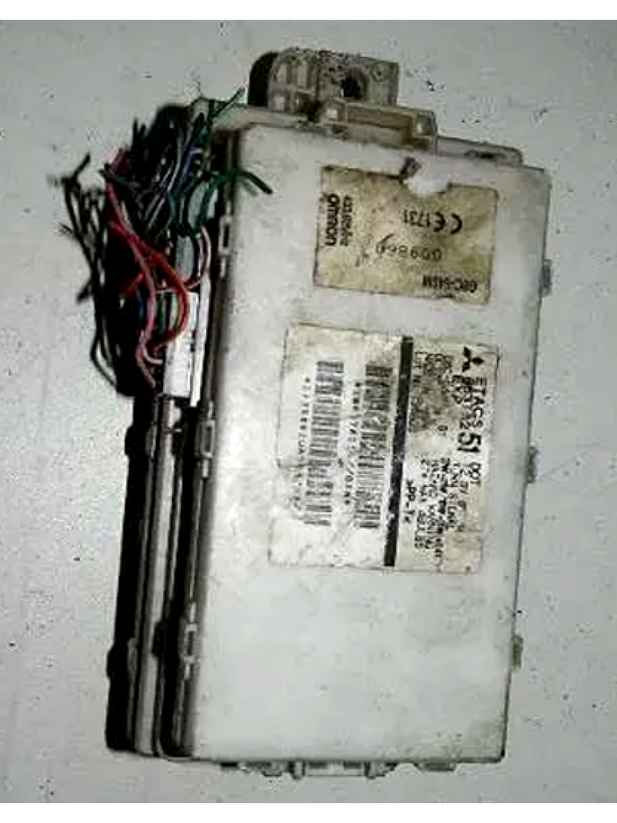 CAIXA DE FUSIVEL MITSUBISHI PAJERO DAKAR 3.2 DIESEL COM RELE ORIGINAL