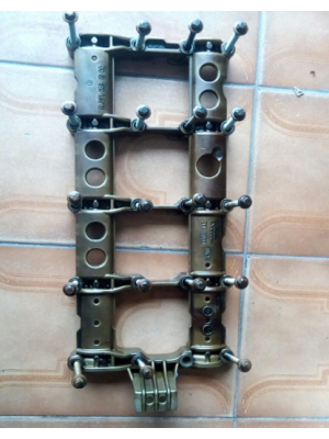 GAIOLA DO COMANDO DE VALVULA MERCEDES C180 1.8 CGI ORIGINAL